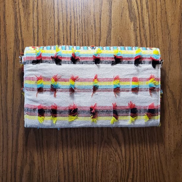 America and Beyond Impala Aztec Clutch - Picture 3 of 7